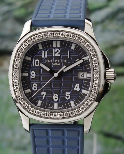(image for) LIKE NEW UNPOLISHED PATEK PHILIPPE STAINLESS STEEL AQUANAUT LUCE / 5067A